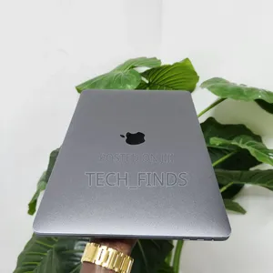 Laptop Apple MacBook Pro 16GB Intel Core i7 SSD 256GB