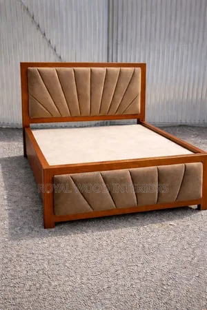 Golden Mocket Bed