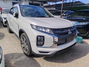 Mitsubishi RVR 2019 White