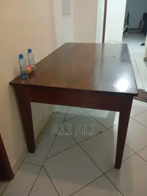 Table With 4 Chairs