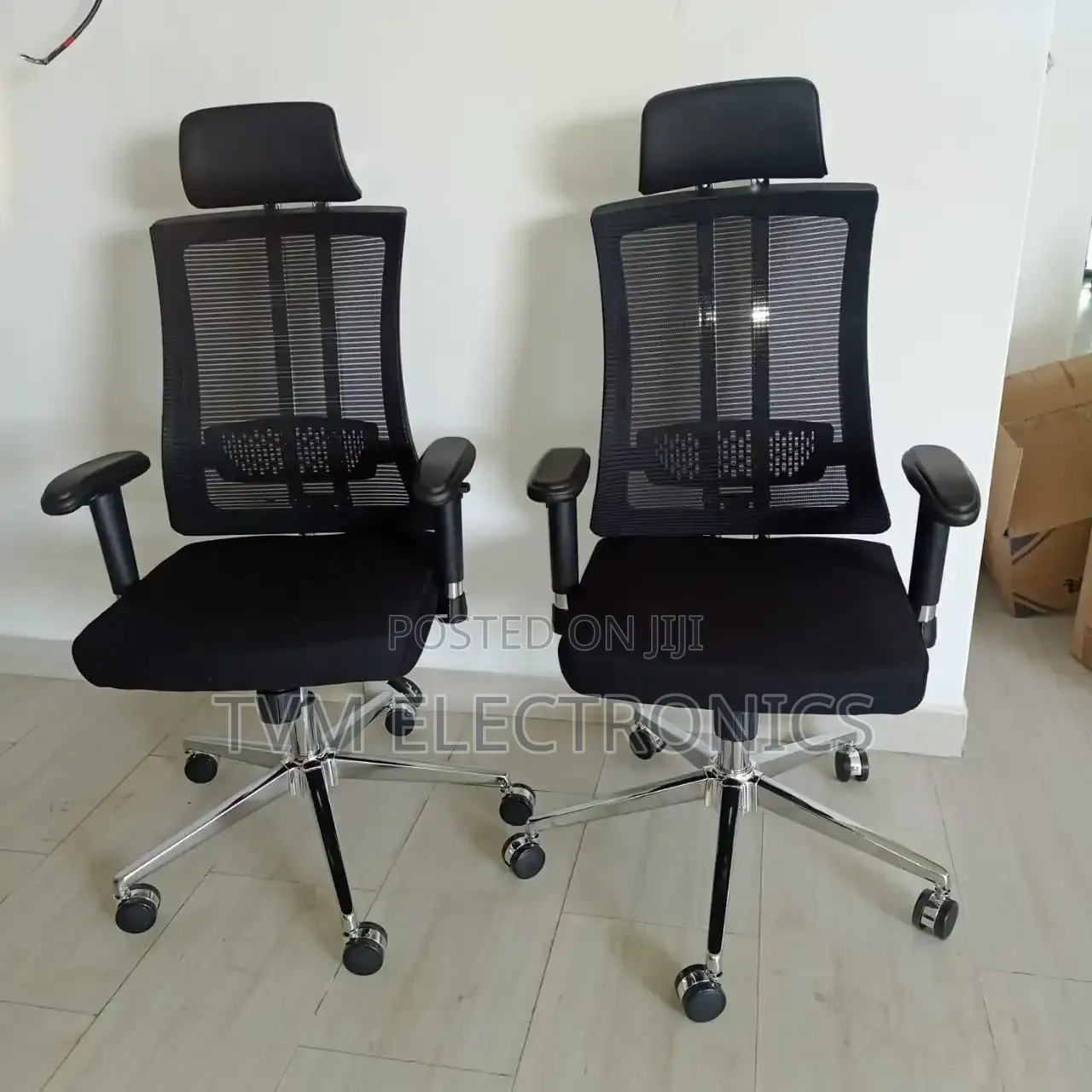 UrbanPro High Back Mesh Office Ergonomic Chair Adjustable Headrest