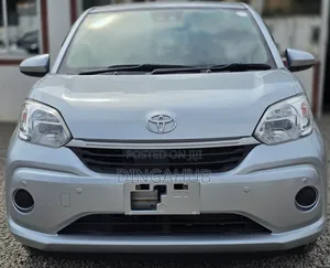 Toyota Passo 2019 Silver