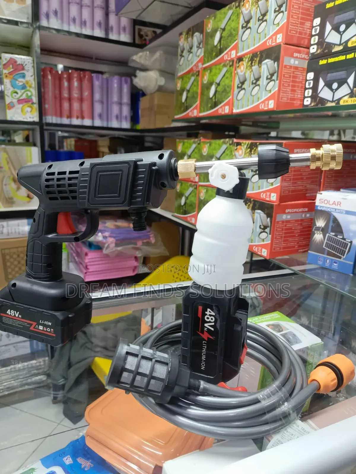 No Tap Needed! Portable Battery-Powered Power Washer Kit