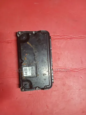 Engine Computer Toyota Harrier 2015