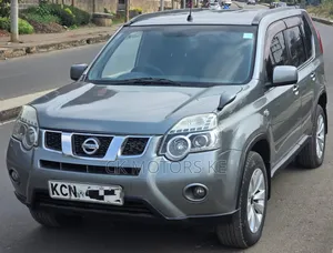 Nissan X-Trail 2010 Silver