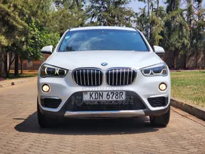 BMW X1 xDrive28i AWD 2016 Off white