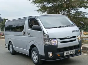 Toyota HiAce 2016 Silver