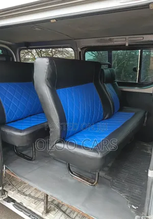 Toyota HiAce 2016 Silver
