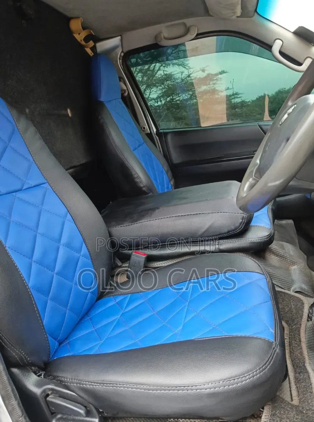 Toyota HiAce 2016 Silver