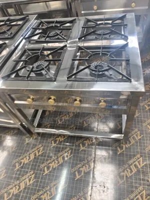 Four‐Burner Square Stainless Steel Cooker