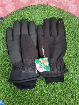 Durable Waterproof Motorcycle Riding Gloves With Anti-Slip Palm