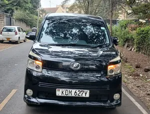 Toyota Voxy 2010 Black