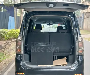 Toyota Voxy 2010 Black