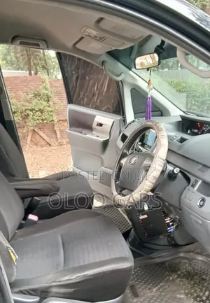 Toyota Voxy 2010 Black