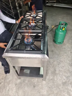 Three‐Burner Commercial Cooker