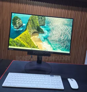Desktop Computer Lenovo ThinkCentre M715 8GB AMD Ryzen 5 SSD 256GB