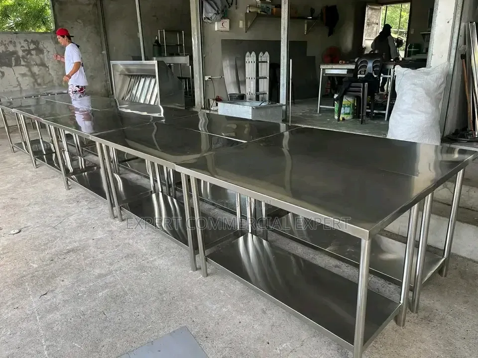 6 Ft Long Working Table