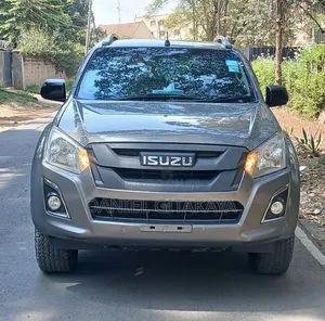 Isuzu D-MAX 2023 Gold