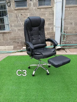 Managerial Boss Executive Office Chair With Foot Rest