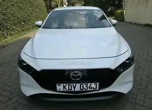 Mazda Axela 2019 White