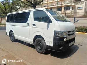 Toyota HiAce 2016 White