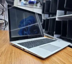 Laptop HP 15-dy1031wm 8GB Intel Core i5 SSD 256GB