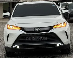 Toyota Harrier 2.0 2020 White