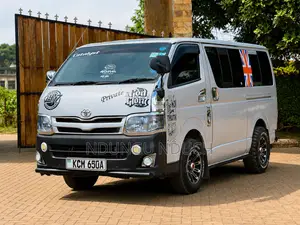 Toyota HiAce 2010 Silver