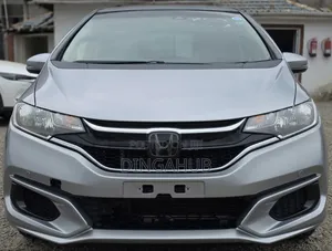 Honda Fit 2019 Silver
