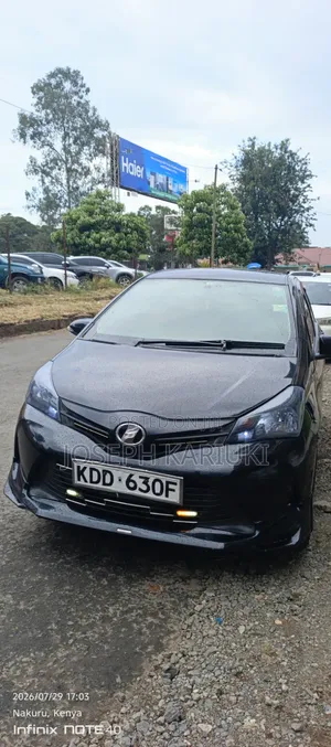 Toyota Vitz 2014 Black