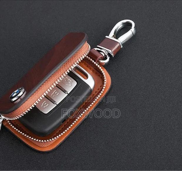 Stylish PU Leather Car Key Cover Case - thumbnail 6