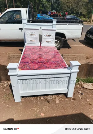 3*6 Solid Mahogany Whitish Single Beds