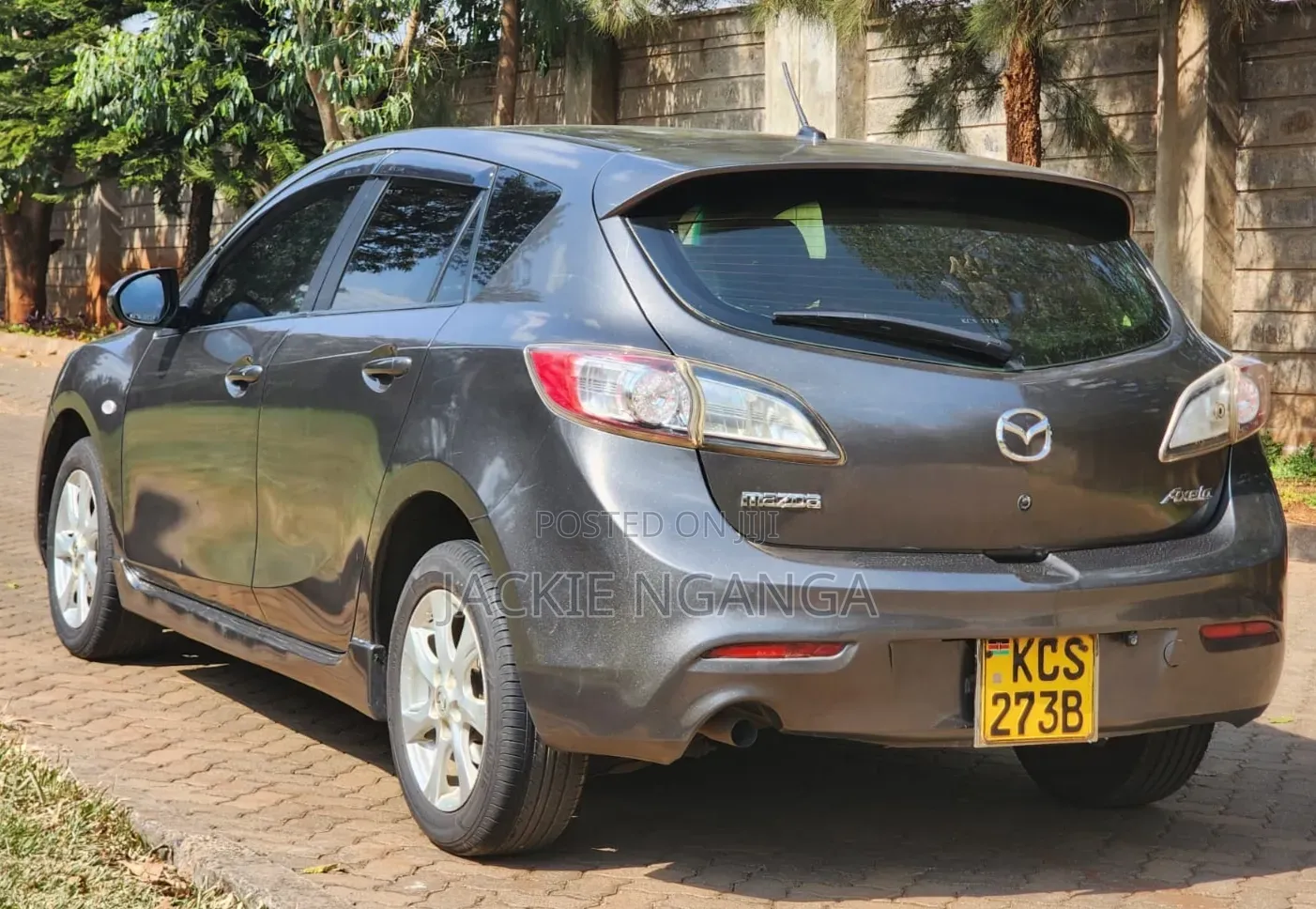 Mazda Axela 2011 Gray
