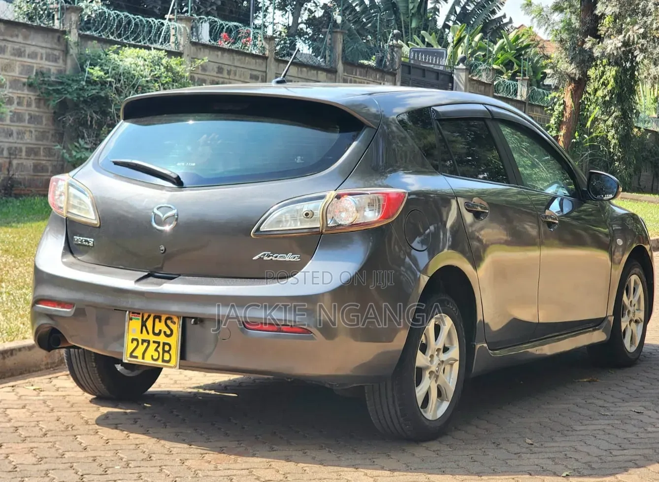 Mazda Axela 2011 Gray