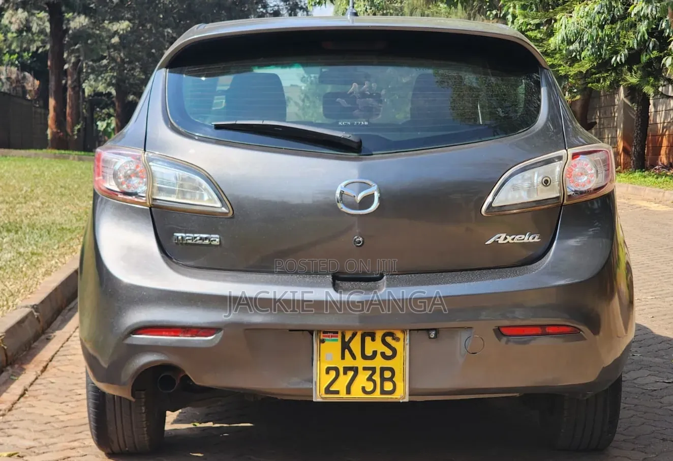 Mazda Axela 2011 Gray