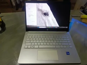 Laptop HP 240 G7 8GB Intel Core i7 SSD 512GB