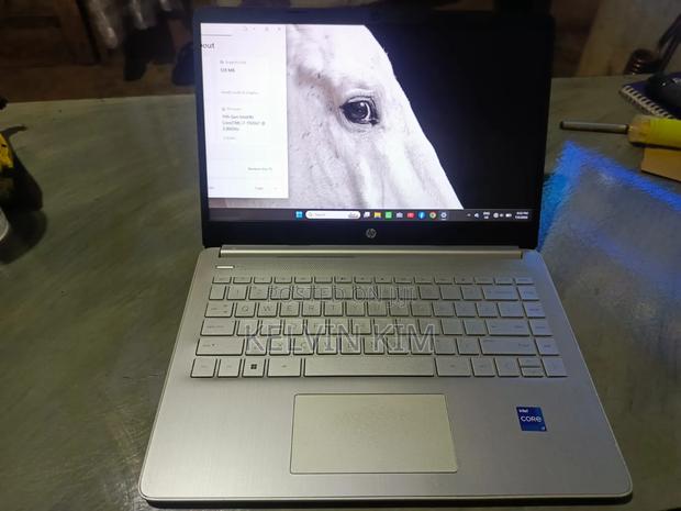 Laptop HP 240 G7 8GB Intel Core i7 SSD 512GB - thumbnail 3