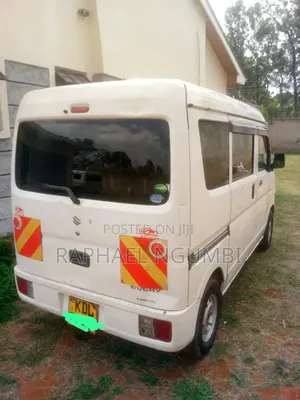 Suzuki Every 2018 White