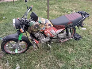 Honda XL 125 2018 Red