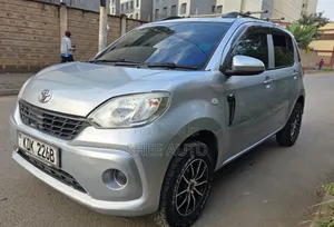 Toyota Passo 2016 Silver