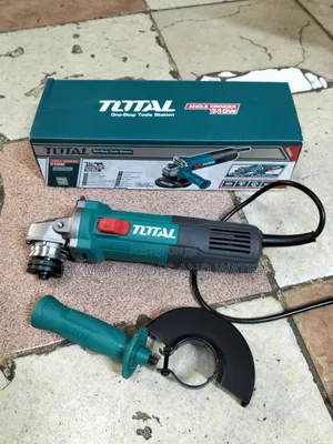 Total Angle Grinder Set 710 Watts With Cutting Disc