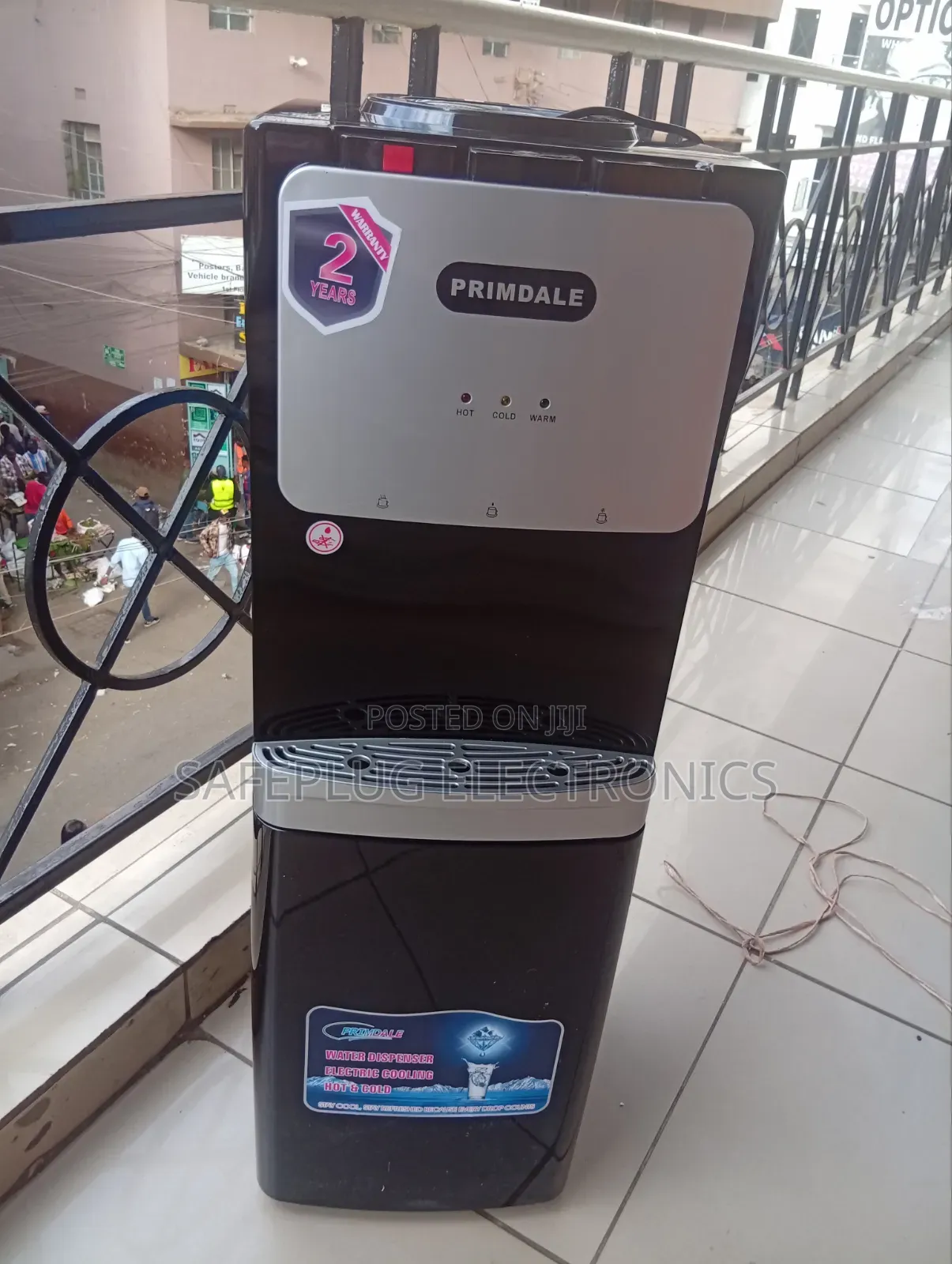 Standing Water Dispenser – Hot Cold Drinking Water Machine
