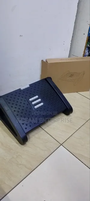 Ergonomic Foot Rest Massager Machine