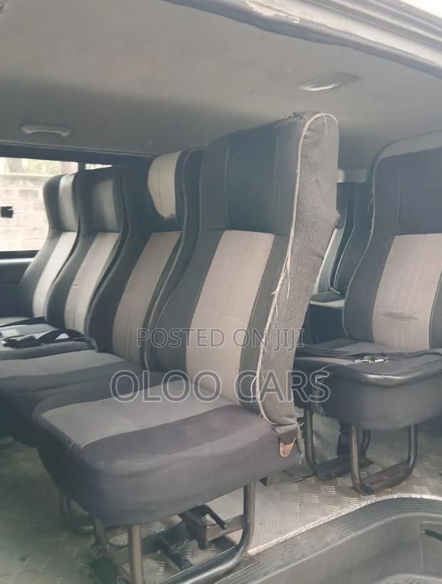 Toyota HiAce 2014 Silver - thumbnail 5