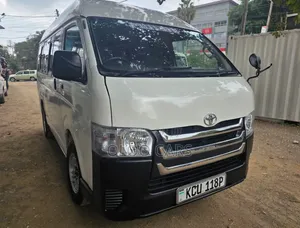 Toyota HiAce 2013 White