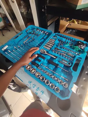 Organized and Easy to Carry Tool Box Kit 121 PCS Chrome Vanadium Wula