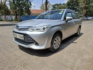 Toyota Corolla Fielder 2015 Silver