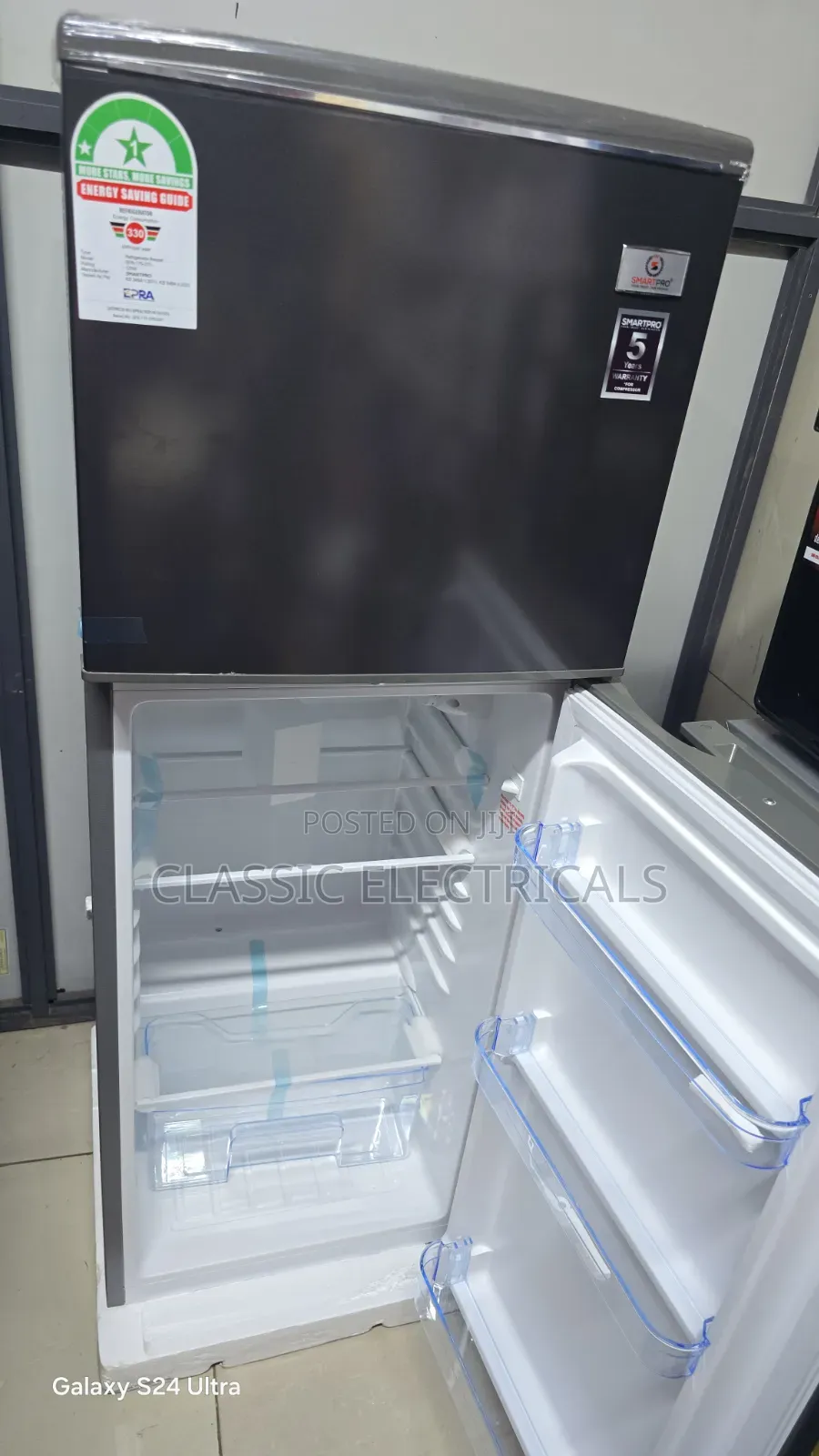 138litres Double Door Fridge at Ksh24,500.