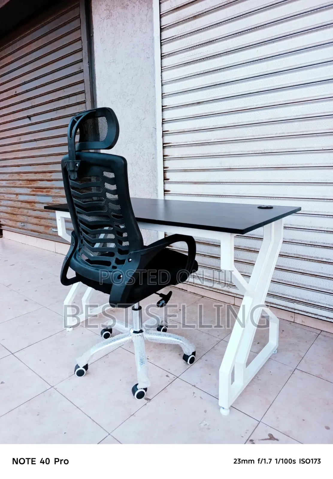Modern Black Reading Table