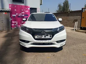 Honda Vezel 2017 White